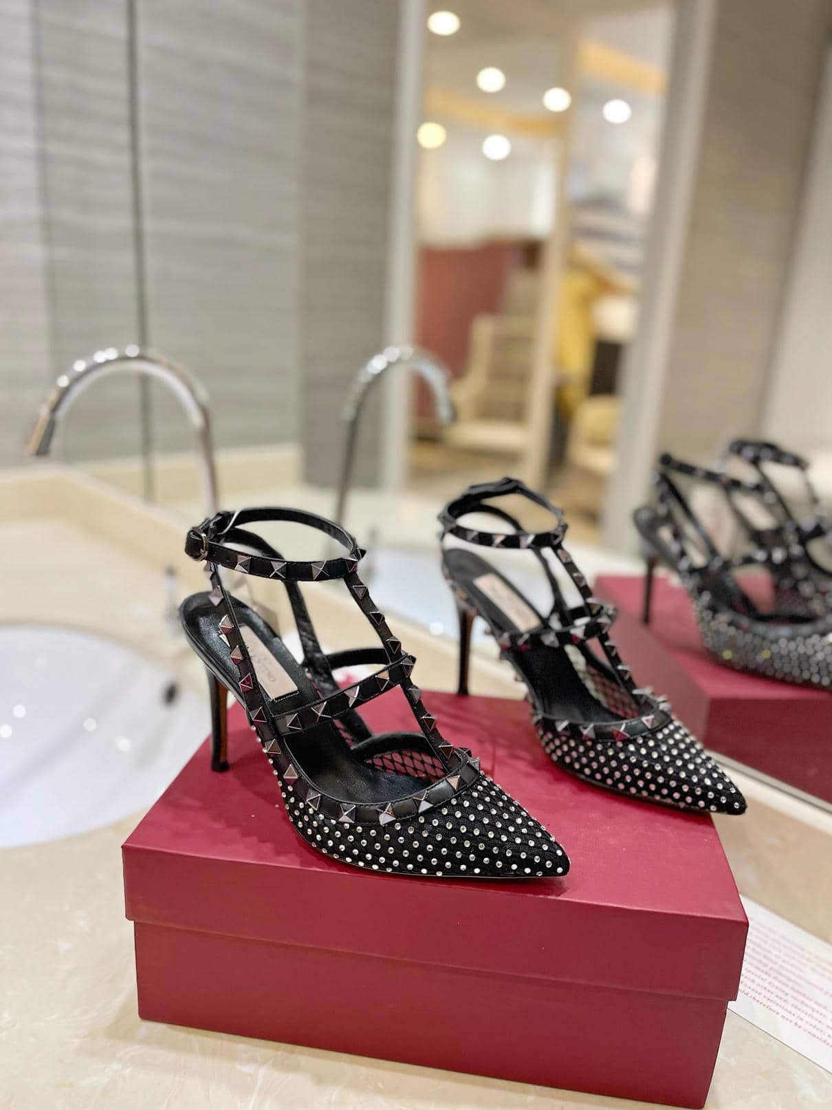 Valentino Sandal8-4
